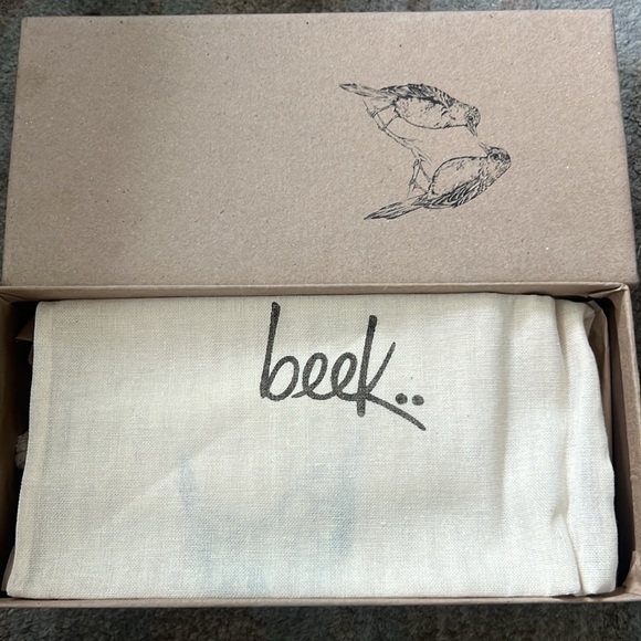 Beek Handmade Dovetail Leather Sandal Black NWT Size 6 - Picture 10 of 13